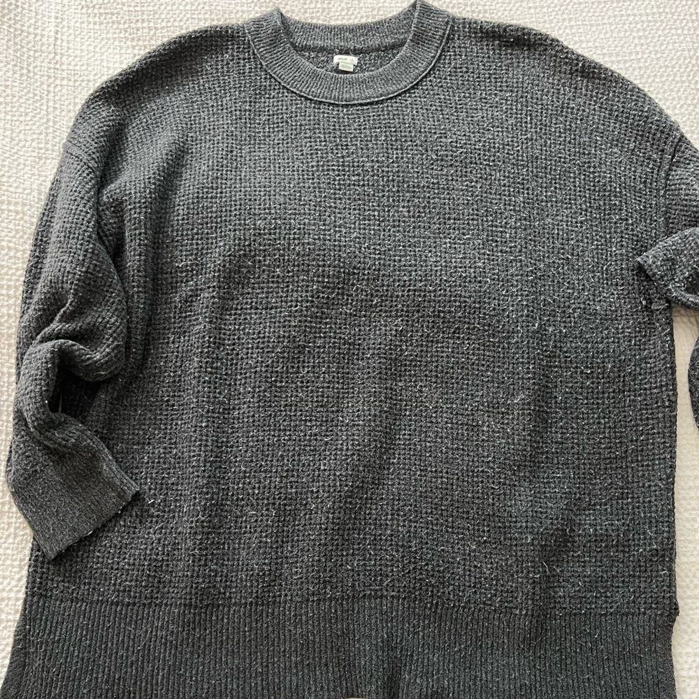Aerie sweater